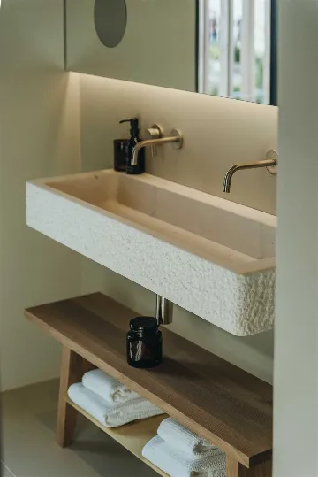 Stari Grad 4-Bedroom Villa for Up to 8 Guests