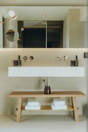 Stari Grad 4-Bedroom Villa for Up to 8 Guests