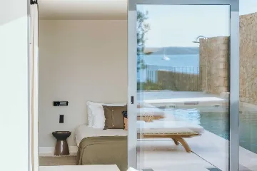 Stari Grad 4-Bedroom Villa for Up to 8 Guests