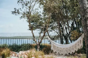 Stari Grad 4-Bedroom Villa for Up to 8 Guests