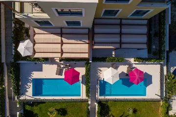 Modern Villa with Private Heated Pool in Ciovo