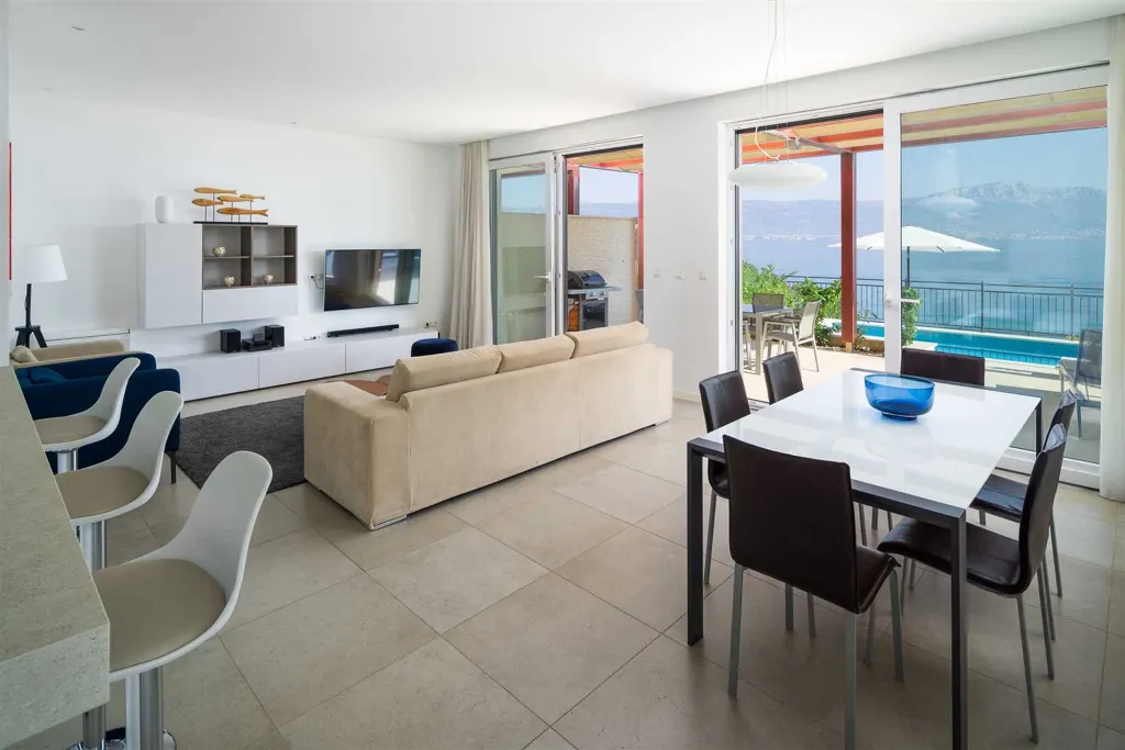 Villa in Ciovo (Slatine) with Heated Private Pool