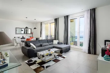 Villa in Slatine, Ciovo for up to 12 Guests