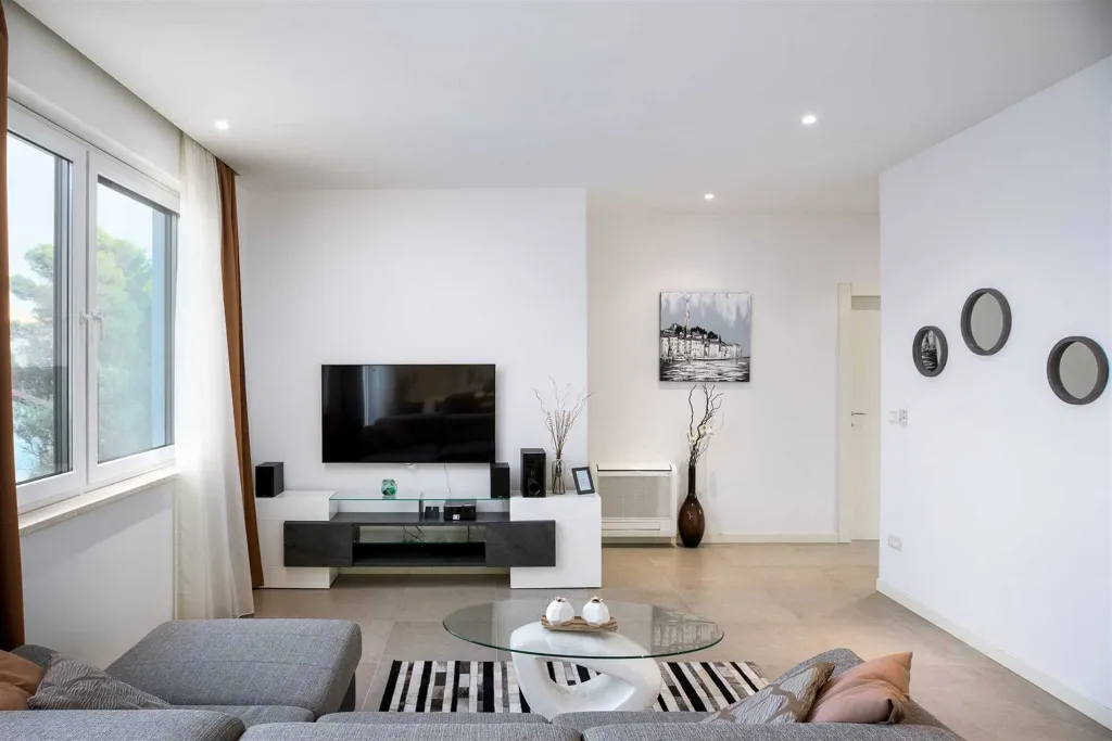 Villa in Slatine, Ciovo for up to 12 Guests