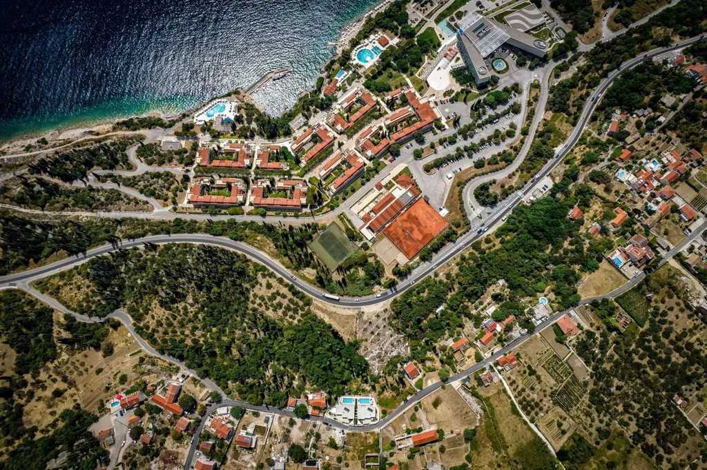 5-Bedroom Villa in Orašac for up to 10 Guests