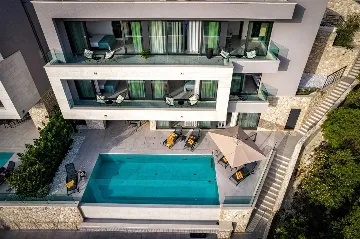 5-Bedroom Villa in Orašac for up to 10 Guests