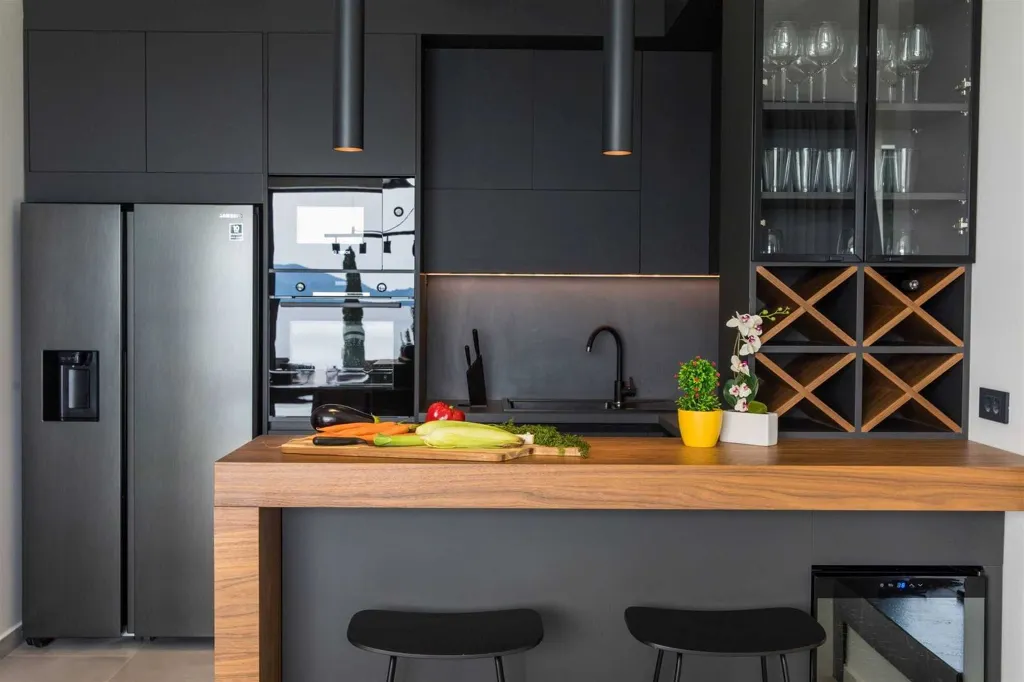5-Bedroom Villa in Orašac for up to 10 Guests