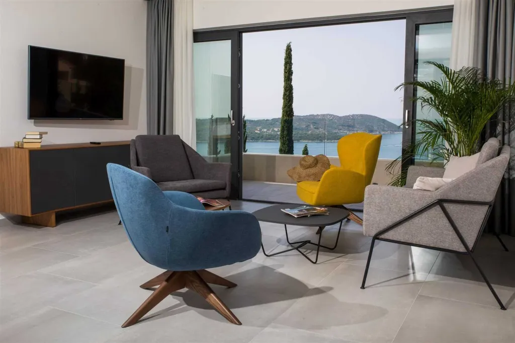 5-Bedroom Villa in Orašac for up to 10 Guests