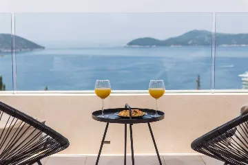 5-Bedroom Villa in Orašac for up to 10 Guests