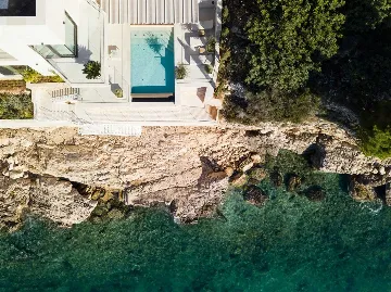 Beachfront Villa in Zaton for 10 Guests, Croatia