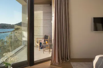 Beachfront Villa in Zaton for 10 Guests, Croatia