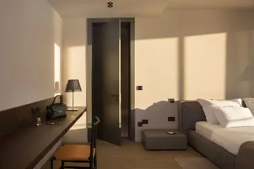 Beachfront Villa in Zaton for 10 Guests, Croatia