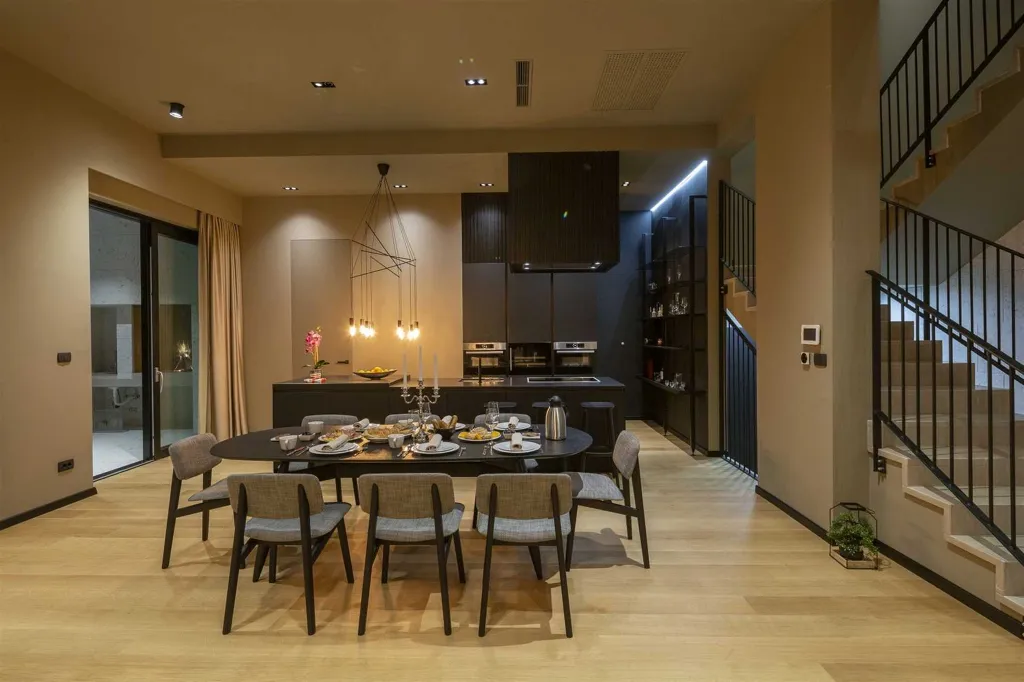 Heated Pool Villa in Orašac for 10 Guests