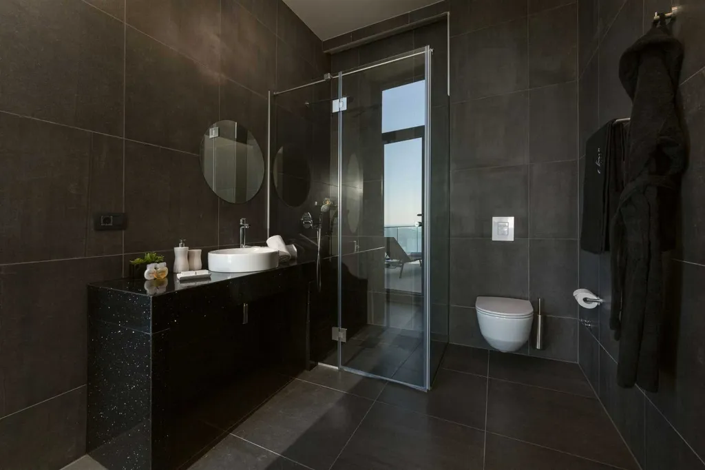 Heated Pool Villa in Orašac for 10 Guests