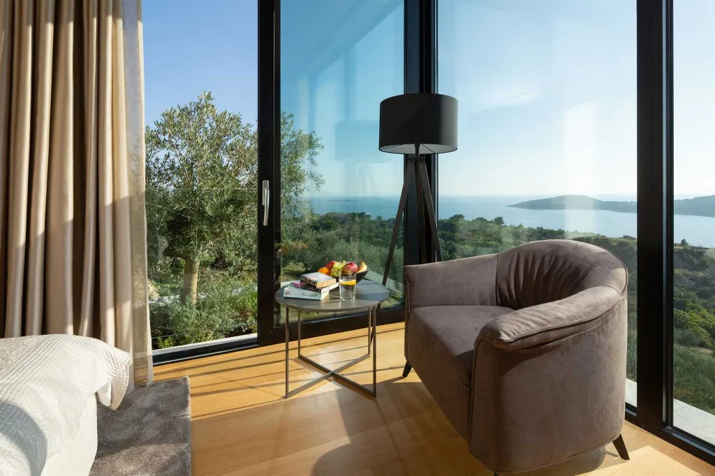 Luxury Villa in Orašac for Up to 10 Guests