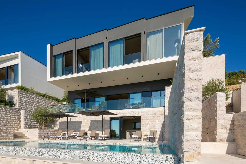 Luxury Villa in Orašac for Up to 10 Guests