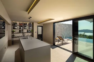 Luxury Villa in Orašac for Up to 10 Guests