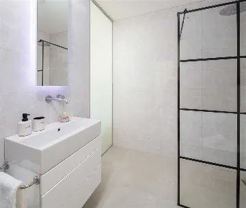 3-Bedroom Villa in Podaca with Private Pool