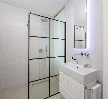 3-Bedroom Villa in Podaca with Private Pool