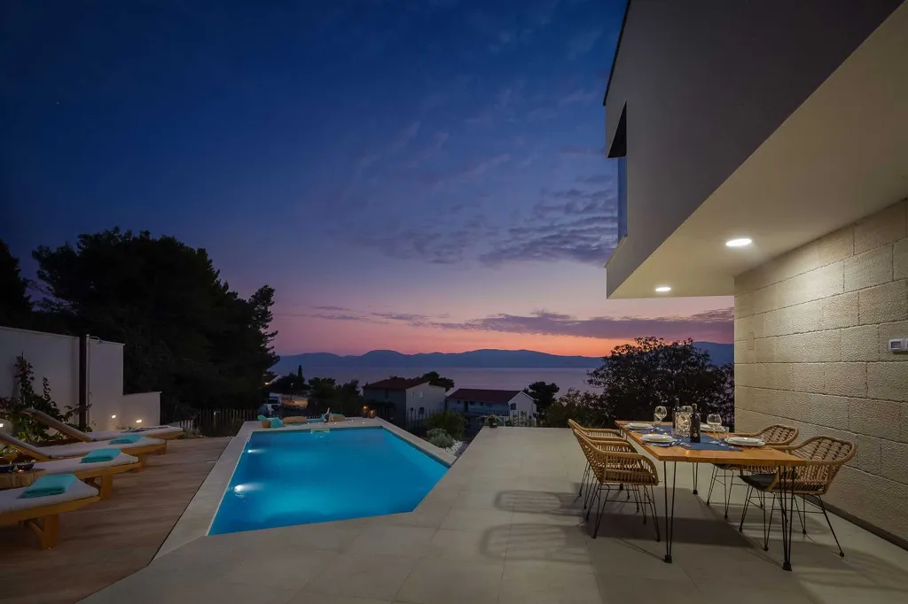 3-Bedroom Villa in Podaca with Private Pool