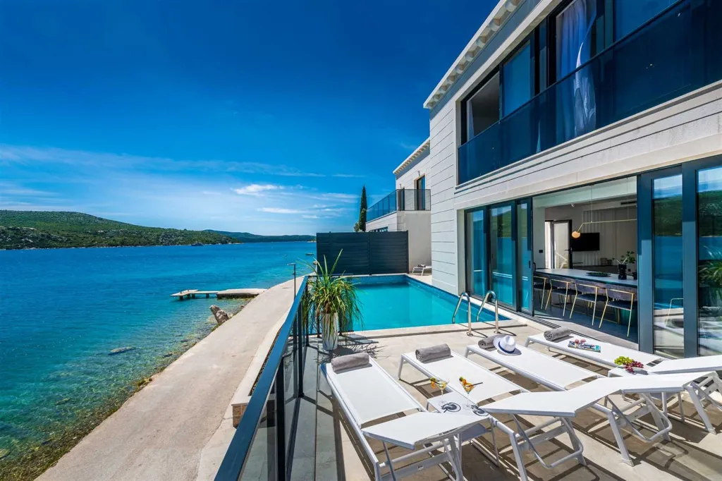 Beachfront Villa in Slano for 10 Guests