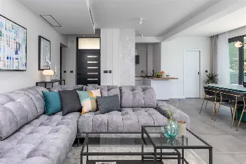 Beachfront Villa in Slano for 10 Guests