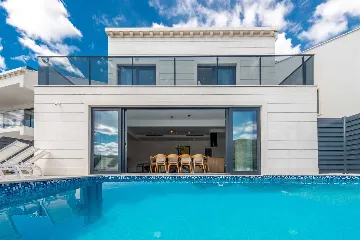 Air-Conditioned Villa in Dubrovnik with Private Pool