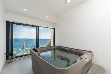 Villa in Blato for 6 Guests with Pool and Jacuzzi