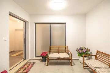 Villa in Blato for 6 Guests with Pool and Jacuzzi