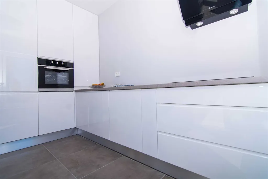 Kaštel Kambelovac Villa for 10 Guests with Pool