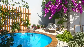 Orebic 4-Bedroom Villa for Up to 8 Guests