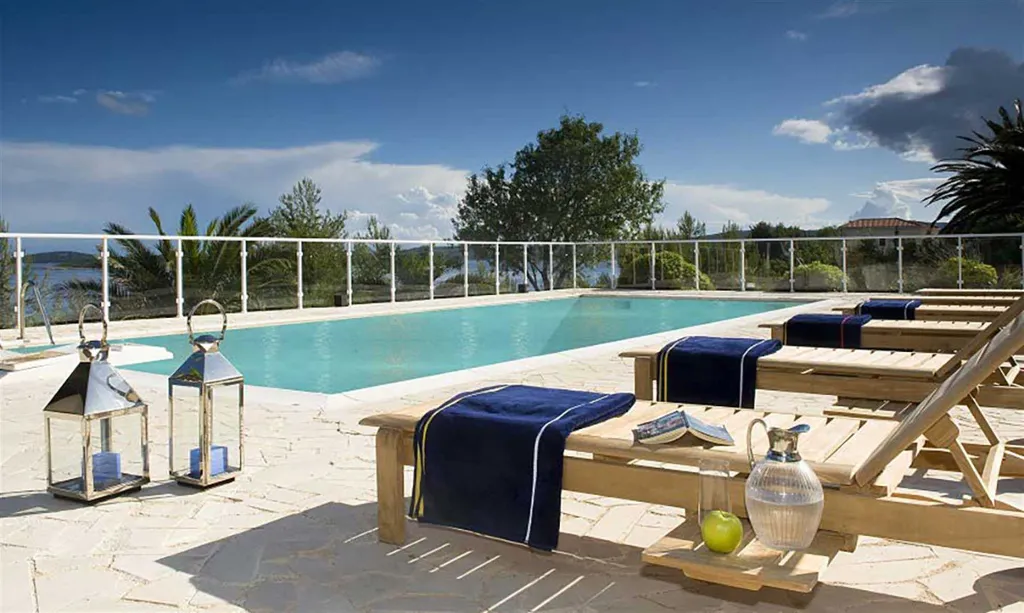 Villa for 16 Guests in Orebic with Sea Views