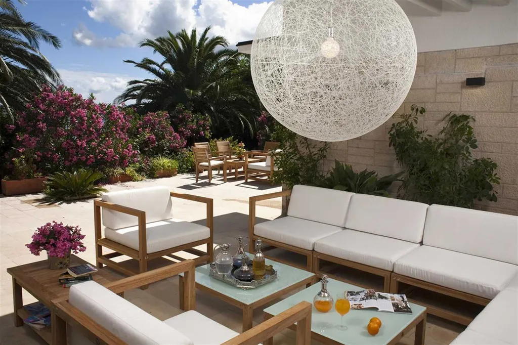 Villa for 16 Guests in Orebic with Sea Views