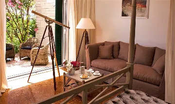 Villa for 16 Guests in Orebic with Sea Views