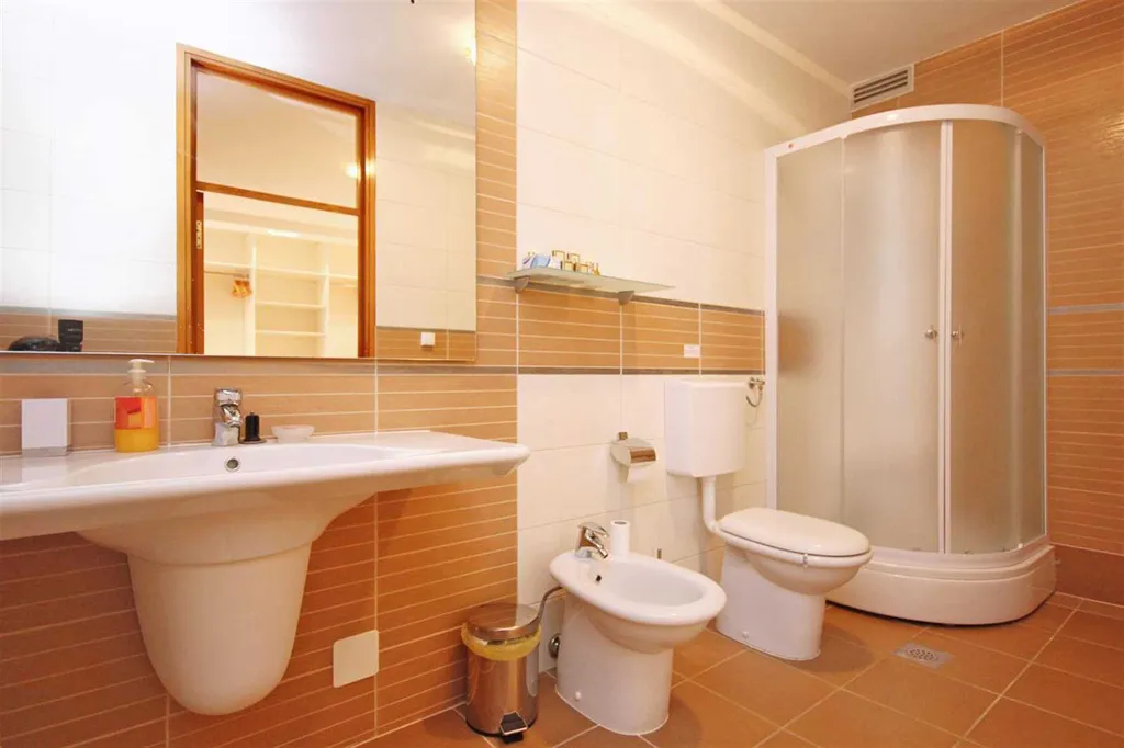 Villa for 16 Guests in Orebic with Sea Views
