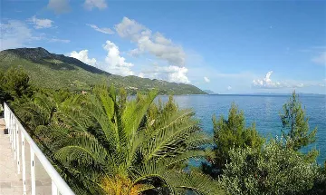 Villa for 16 Guests in Orebic with Sea Views