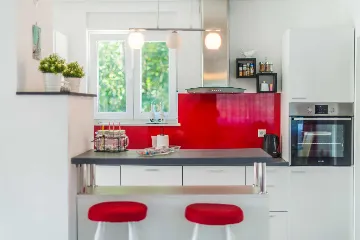 Villa with Private Pool for 6 Guests in Santalezi