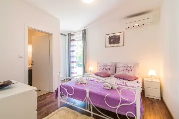 Villa with Private Pool for 6 Guests in Santalezi