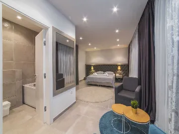 7-Bedroom Villa in Trogir for up to 14 Guests