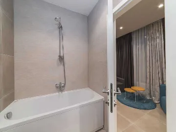 7-Bedroom Villa in Trogir for up to 14 Guests