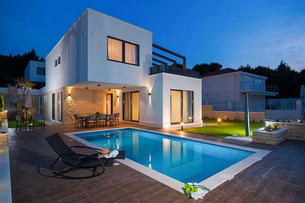 Villa with Heated Indoor & Outdoor Pools in Trogir
