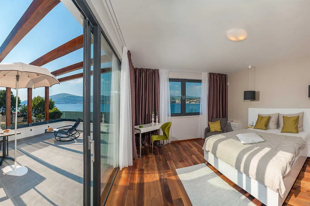 Villa with Heated Indoor & Outdoor Pools in Trogir