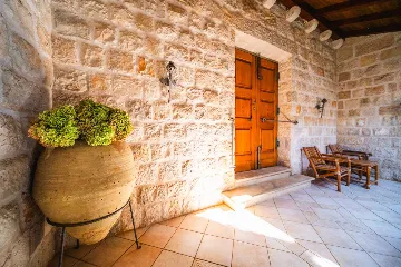 4-Bedroom Villa in Čilipi with Private Heated Pool