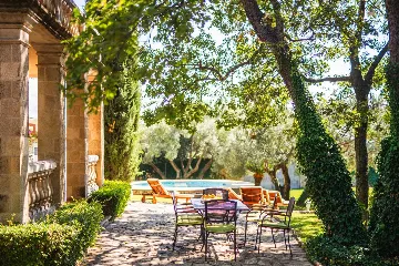 4-Bedroom Villa in Čilipi with Private Heated Pool