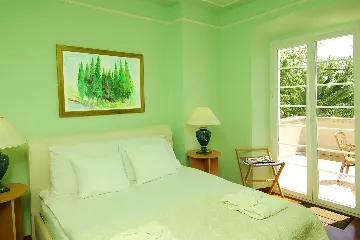 4-Bedroom Villa in Čilipi with Private Heated Pool