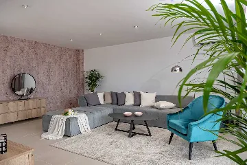 Villa for 8 Guests with Sea Views in Ražanj