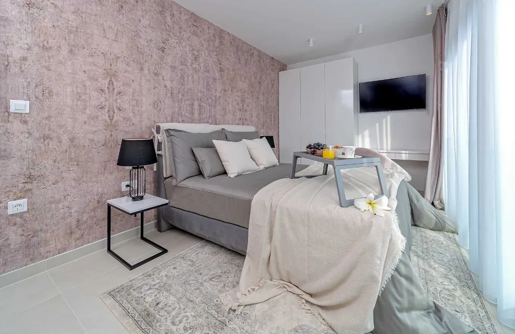 Villa for 8 Guests with Sea Views in Ražanj