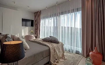 Villa for 8 Guests with Sea Views in Ražanj