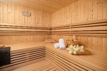 Villa for 8 Guests with Sea Views in Ražanj