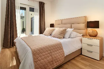 Mali Rat Villa with Heated Pool and Sea View